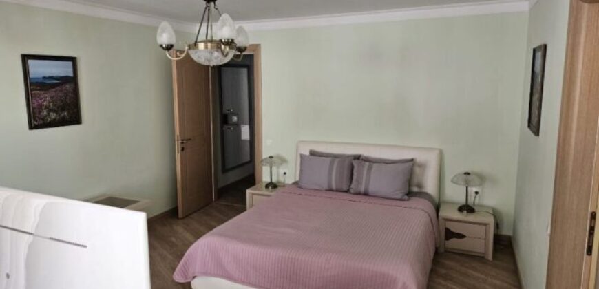 Продажа элитной квартиры с гаражом в парке Сандански