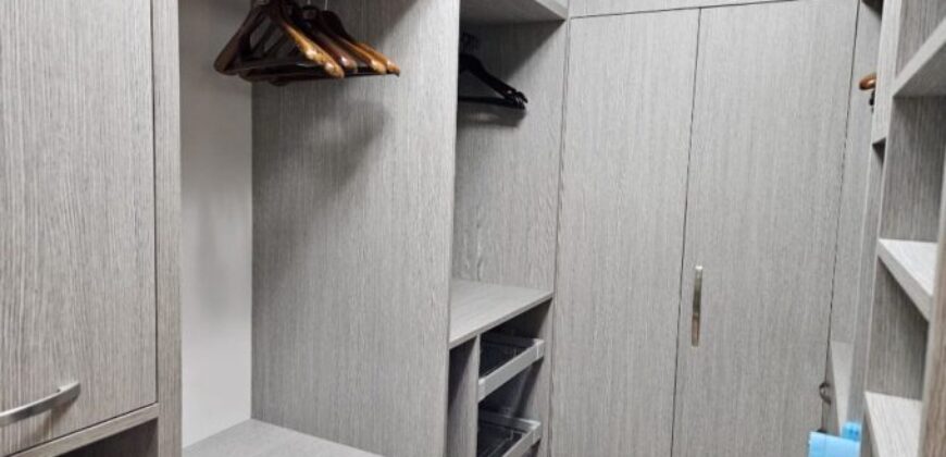 Продажа элитной квартиры с гаражом в парке Сандански