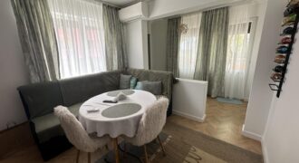 Продава етаж от къща в гр.Сандански. Паркова зона