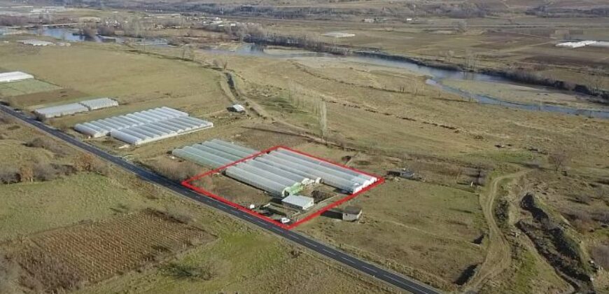 Оборудвана оранжерия в гр.Сандански