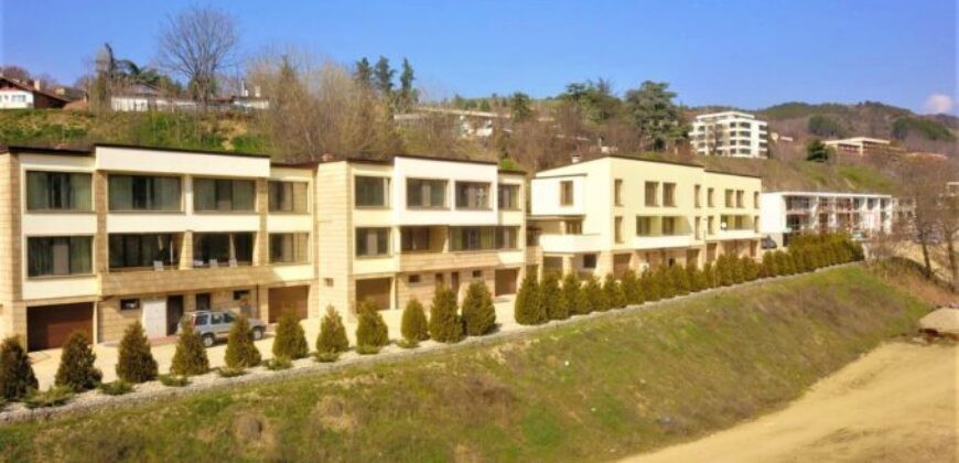 Продажба на луксозна къща в гр. Сандански