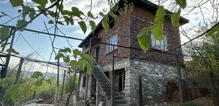 Продается дом в муниципалитете Струмяни.